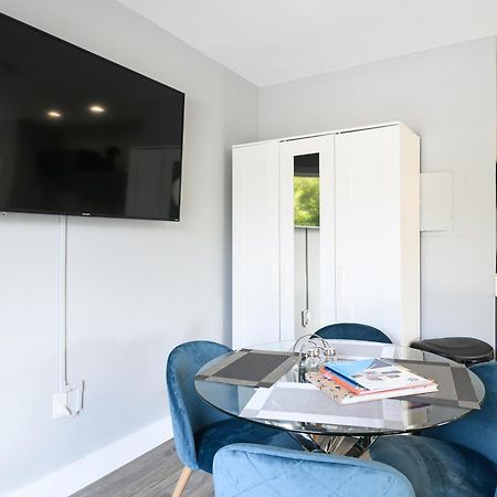Victoria Park Residence Fort Lauderdale Bagian luar foto
